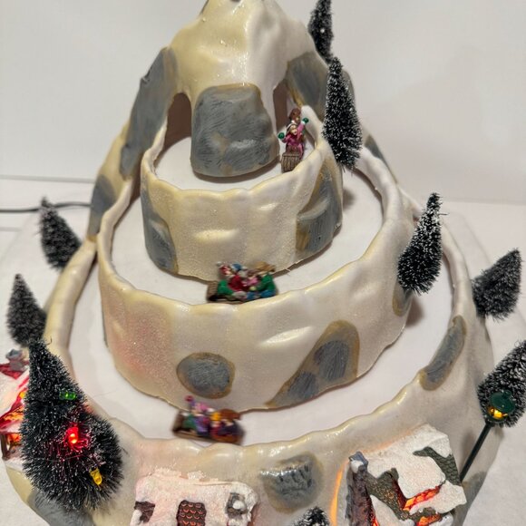 Vintage 2006 St. Nicholas Square Holiday Hill Musical Animated Village Lights 9" - Picture 13 of 16